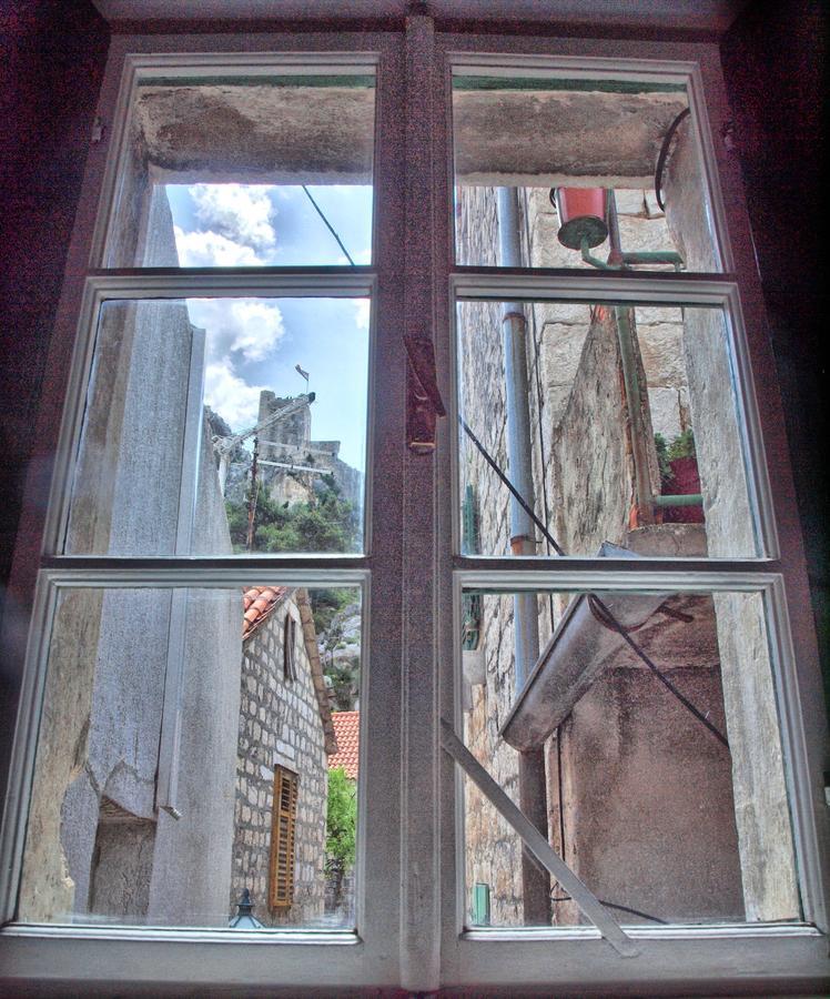 Apartment Mandic Omiš Esterno foto