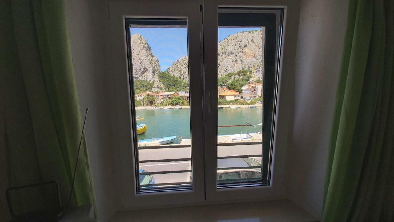 Apartment Mandic Omiš Esterno foto